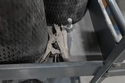 Warehouse Cart with Sandblaster Accessories - Nozzles, Sifters, Buckets