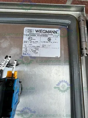USED LENZE AC TECH SF110S VARIABLE FREQUENCY DRIVE 1 HP W/ ENCLOSURE 16" X 9" X 16"