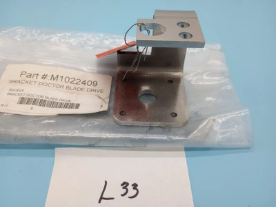 BRACKET DOCTOR BLADE DRIVE M1022409