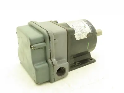Hubbell  2210-232CC13  Pilot Duty Speed Switch Industrial Controls 5/8" Shaft
