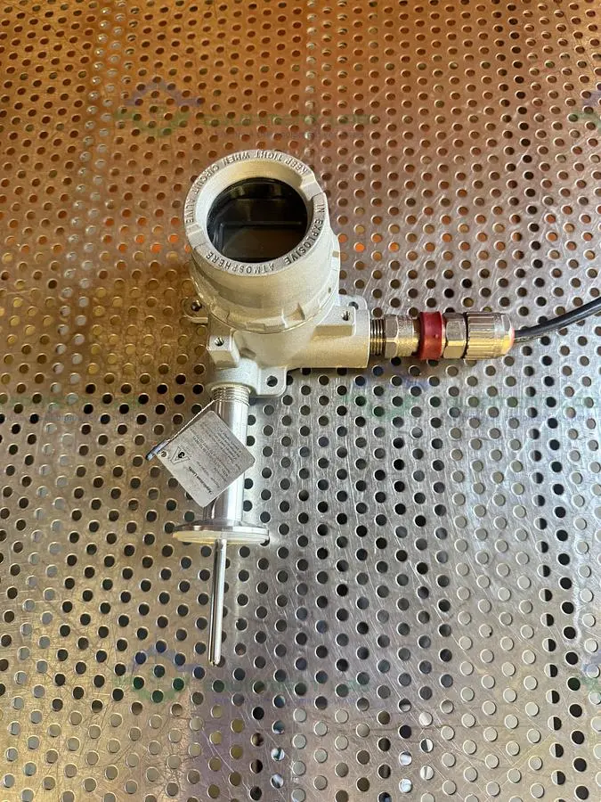 Used ROSEMOUNT 644HAKBXAJ8M4Q4 DIGITAL TEMPERATURE TRANSMITTER 0-200C Misc Electrical & Power Parts California US | Equipment Lab #1418451