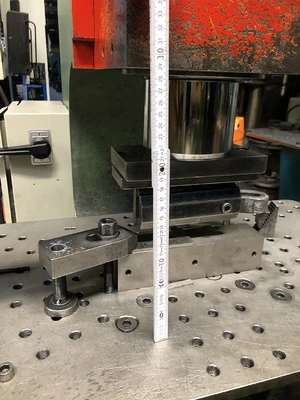 USED HYDROÏL HMV 60 TON
