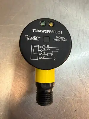 Banner T30AW3FF600Q1 20-250VAC 50/60Hz 300mA Sensor (4.3.3)