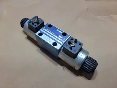 Used BOSCH 0 810 091 212 Parts (Hydraulics and Pneumatics) British Columbia CA | Lenmark #1440822