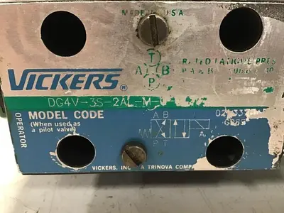 USED VICKERS DG4V-3S-2AL-M-U-HL7-60-EN490