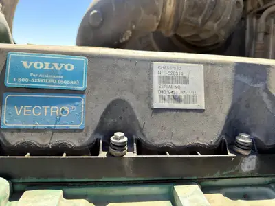 Used 2011 VOLVO VNL64T300 Conventional trucks California US | Ben Kaplan Equipment #1250886