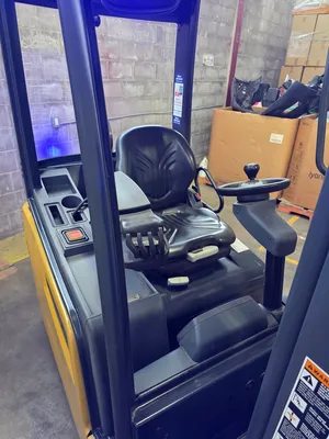 Used 2017 CATERPILLAR 2ET4000 Misc Forklifts Ontario CA | CNCsurplus #921647