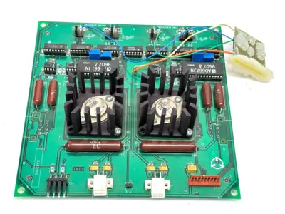 1-CD50-0094-000-X1,AD667JN 9607 | 1-CD50-0094-001 PCB 1-CD50-0094-000-X1 w/ 2x AD667JN 9607 DAMAGED - For parts or not working