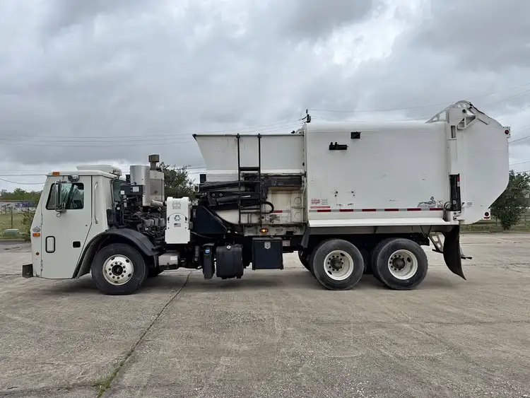Used 2014 Mack LEU600 Garbage trucks Texas US | Proxy Equipment #1540937