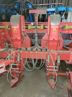 Used _UNKNOWN_ _UNKNOWN_ Planters Idaho US | Tri-Steel Manufacturing #1557057