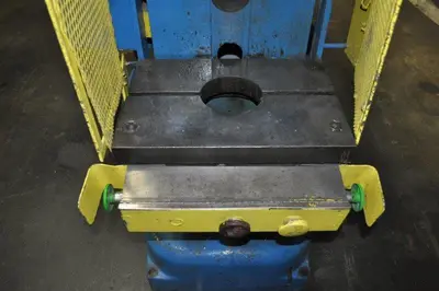 USED ROUSSELLE 25H