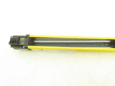 Allen Bradley 440L-R4J0480YD Light Curtain Guardmaster Receiver Only Ser A Rev D