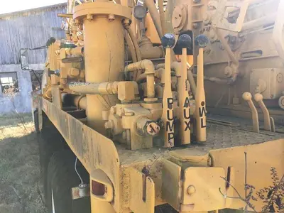 Used FAILING HOLEMASTER DRILL RIG Drill Rigs Pennsylvania US | East West Machinery & Drilling #1417215