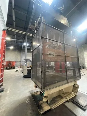 1966 VERSON 200-HD2-72-4P PRESSES, MOLDING | Machinery Network (6)