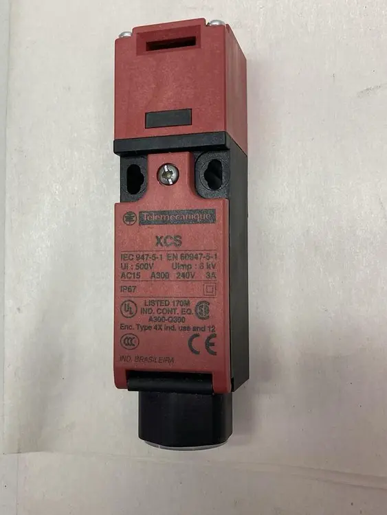 New | in-Stock TELEMECANIQUE XCS-PA593 Miscellaneous Equipment (Electrical & Power) Ohio US | Surplus Asset Holdings #1235661