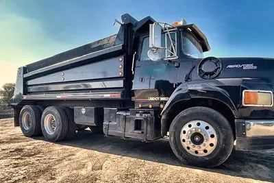 Used 1995 FORD L-9000 AEROMAX Dump trucks Louisiana US | Proxy Equipment #1377917