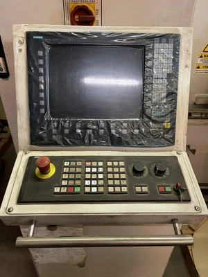 DURMA CNC Punch Press, very good working condition, visible under power