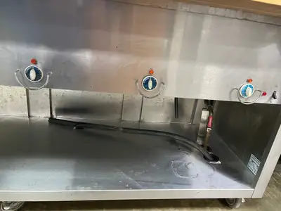 Used Duke Used Duke E-6-CBSS_208/60/1 Thurmaduke Steam Table w/ 6 Wells & Undershelf, 240v Steam Tables (Food) Illinois US | Falcon Restaurant Supply #1376346