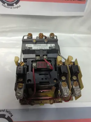 Used ALLEN-BRADLEY 709-C0D103 Starters | Surplus Asset Holdings #1204480