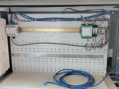 USED SQUARE D POWER-ZONE 4