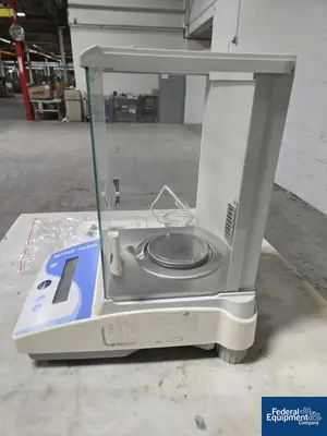 USED Mettler Toledo Mettler Toledo Laboratory Balance, Model AL 204