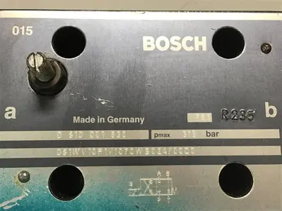 USED BOSCH 0 810 001 830