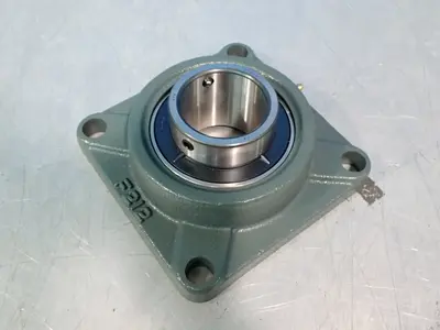 NEW NTN UCF212D1