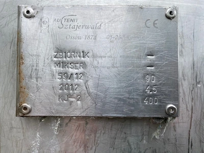 AUSTENIT SZTAJERWALD 1200 L Tanks SS Europe 0-4,999 Litres | Perry Equipment (2)