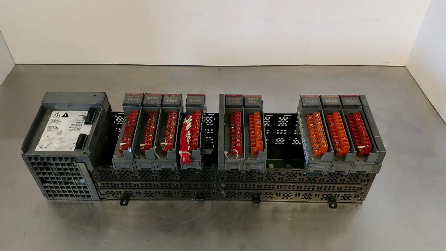 USED Allen-Bradley 1746-A13