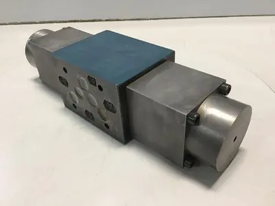 USED BOSCH 0 811 404 843