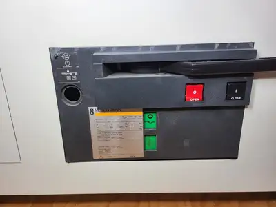New | in-Stock SCHNEIDER ELECTRIC SF1 630A Switchgears British Columbia CA | Lenmark #238869