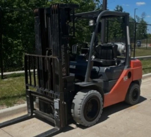 Used 2017 TOYOTA 8FGU30 Misc Forklifts Pennsylvania US | National Lift Equipment #1368601