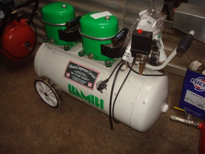 Bambi Silent Oil Free Compressor