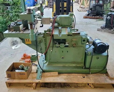 USED 1958 SHOWMAN CNC D170