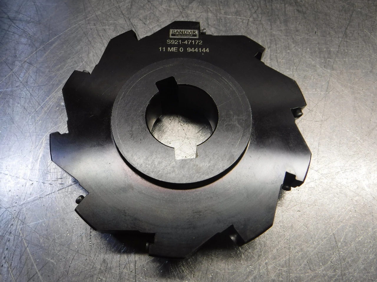 Sandvik 4.83" Indexable Slot Milling Cutter 1.25" Arbor S921-47172 (LOC2138C)