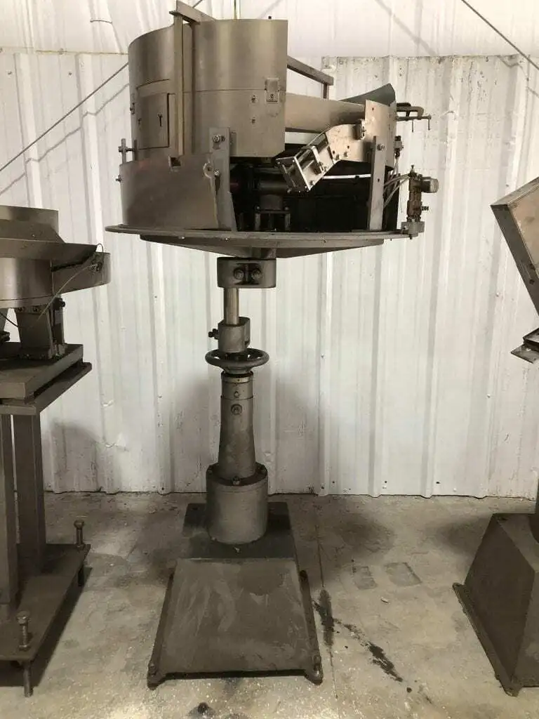 Tin Can Capping System Accumulation Sorting Rotary Table