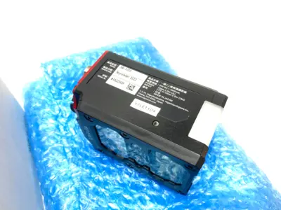 USED KEYENCE 1D/2D CODE READER, FULL RANGE MODEL, 2048 × 1536 PIXELS
