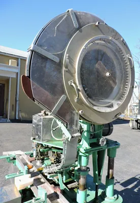 USED RESINA SINGLE CHUCK AUTO CAPPER S-30