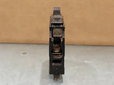 USED SQUARE D QO115
