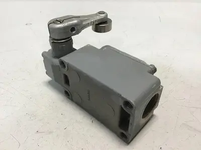 USED OMRON WLCA2-2
