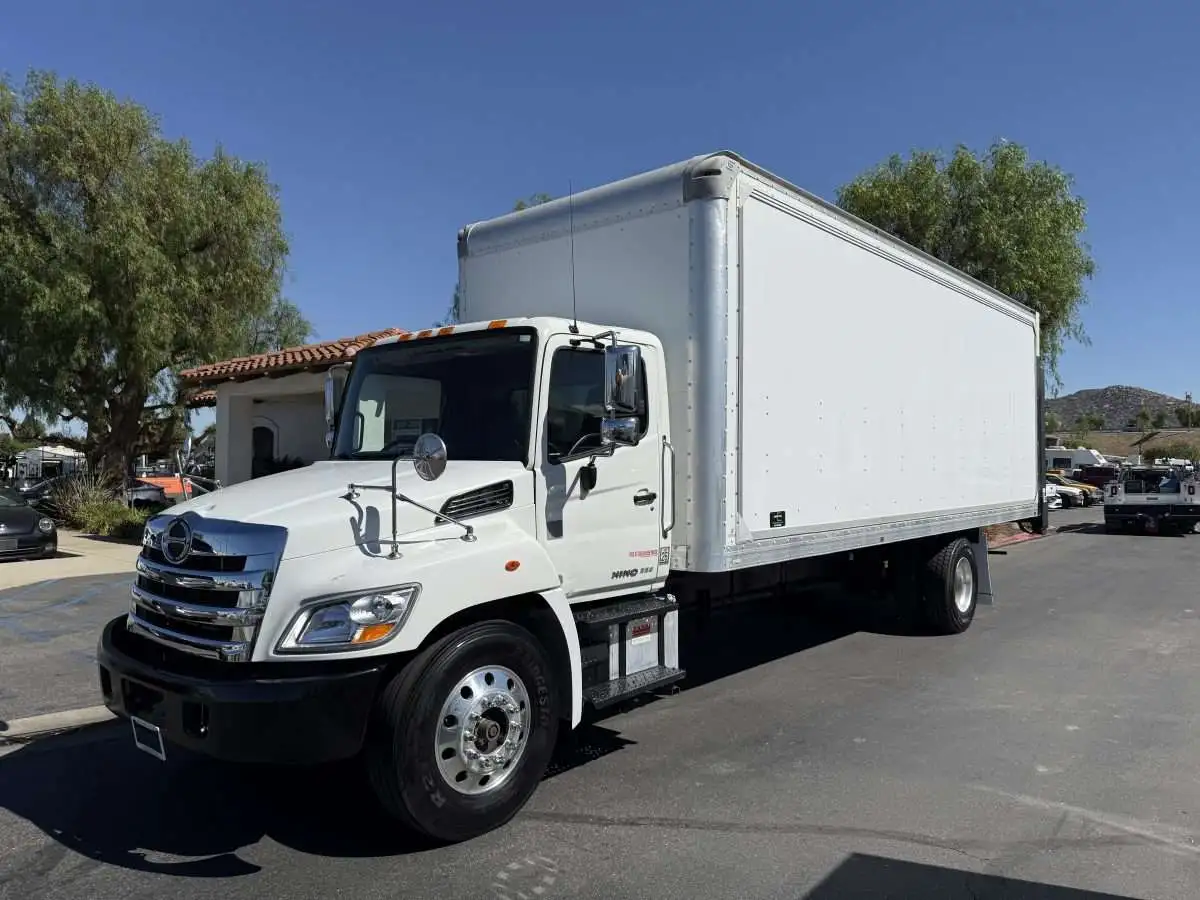 Used 2019 HINO 268 Box trucks California US | Commerce Truck Equipment Sales #1548689