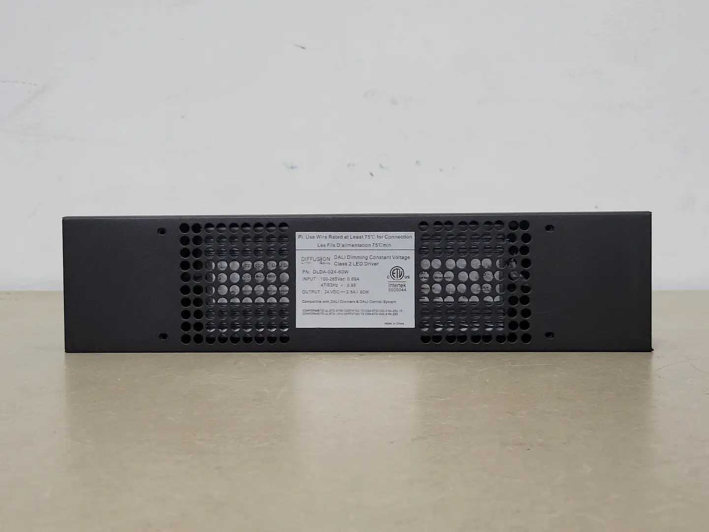 NEW DIFFUSION LIGHTING DLDA-024-60W