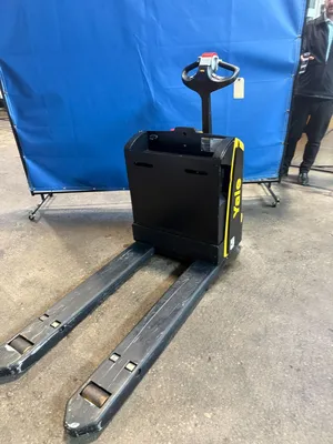 2014 Yale MPB045VG Pallet Jacks | Great American Equipment Company (11)
