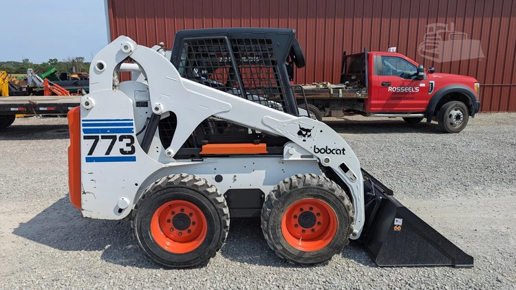 Used 1999 BOBCAT 773G Skid Loaders | Rosseel's Equipment Inc #720478