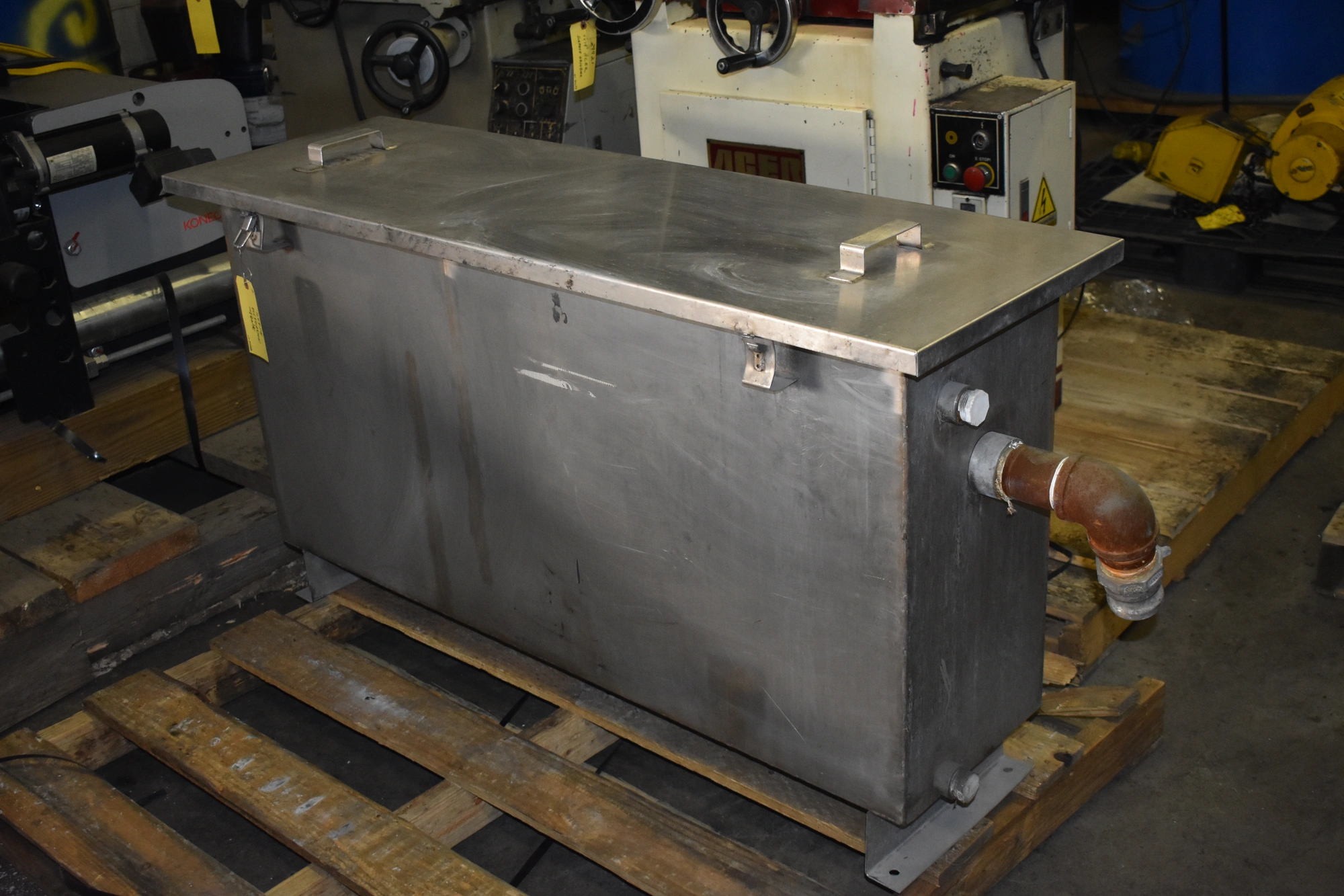 12" x 48" x 24" STAINLESS STEEL FILTRATION TANK w/HONEYCOMB BAFFLING & LID