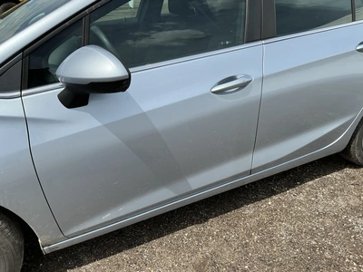 USED 2017 CHEVROLET CRUZE