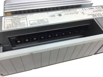 Allen-Bradley SLC500 – 1746-OA16 Output Module 85-265VAC 50/60Hz