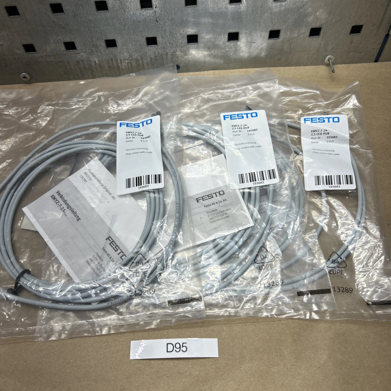 NEW Festo 193683