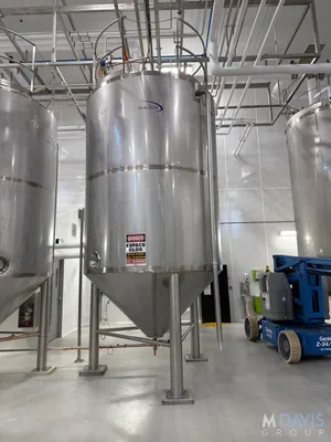 USED 2023 QUALTECH 4,200 GALLON
