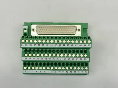 USED PHOENIX CONTACT VARIOFACE TERMINATION BOARD INTERFACE 2283647